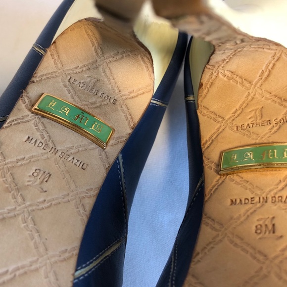 L.A.M.B. Round Toe Quilted Pumps - Picture 9 of 10